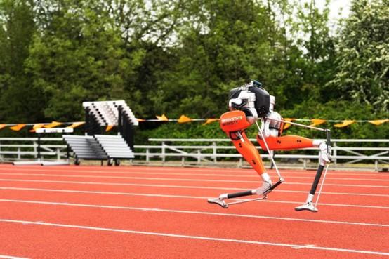 <b>双足机器人 Cassie 创造了机器人 100 米短跑的吉尼</b>